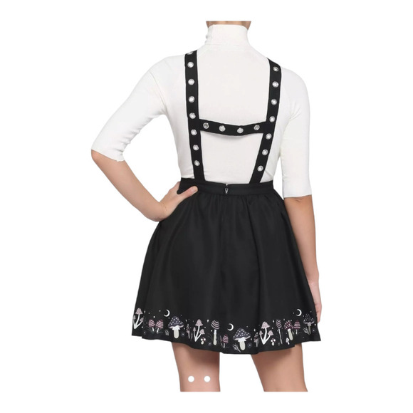 HotTopics sz small Mushroom border grommet suspender skirt black goth grudge - Picture 14 of 14